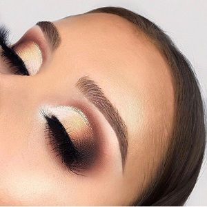 Meet your Posher, Parisa